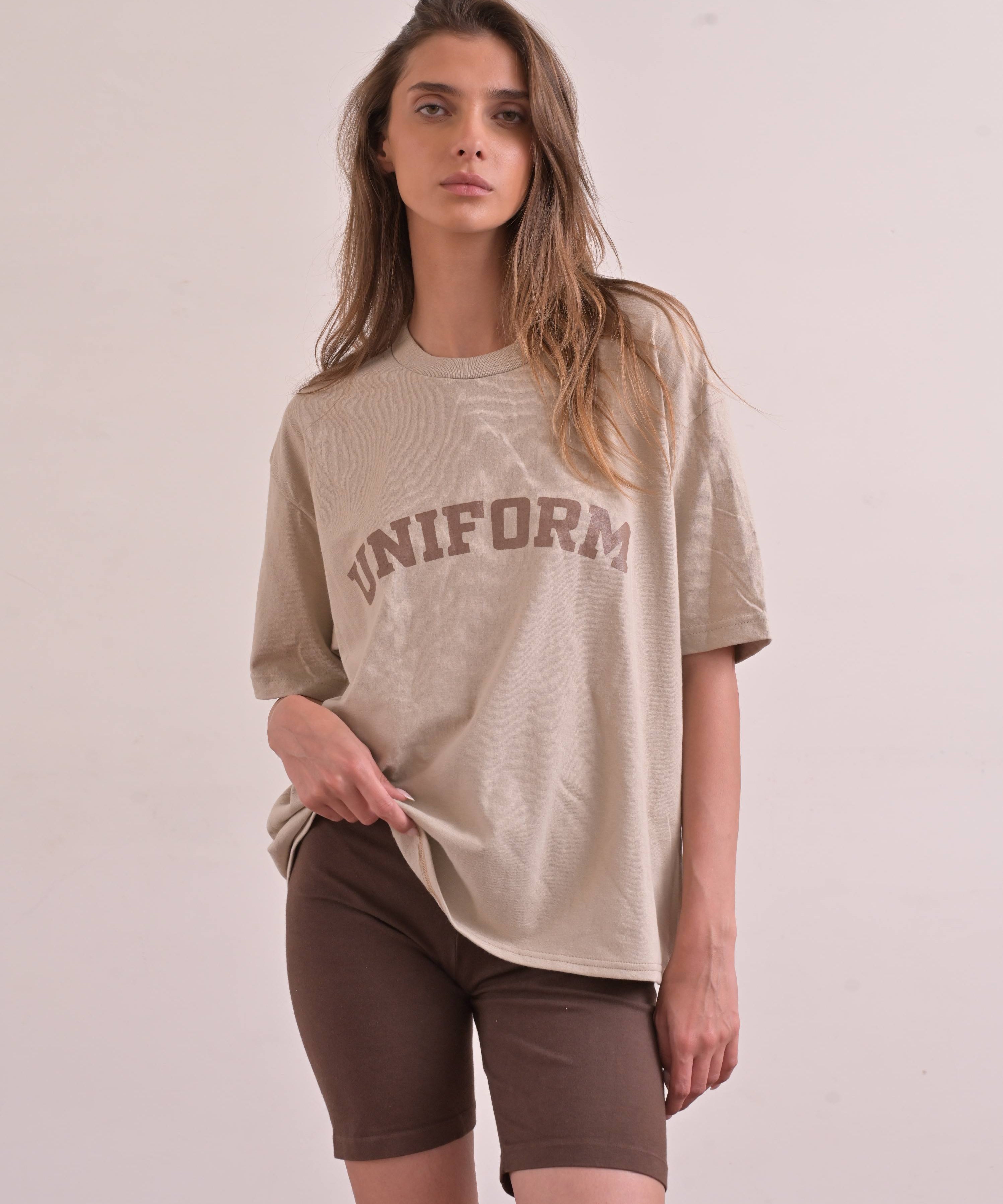 חולצה טי 100% כותנה עם לוגו