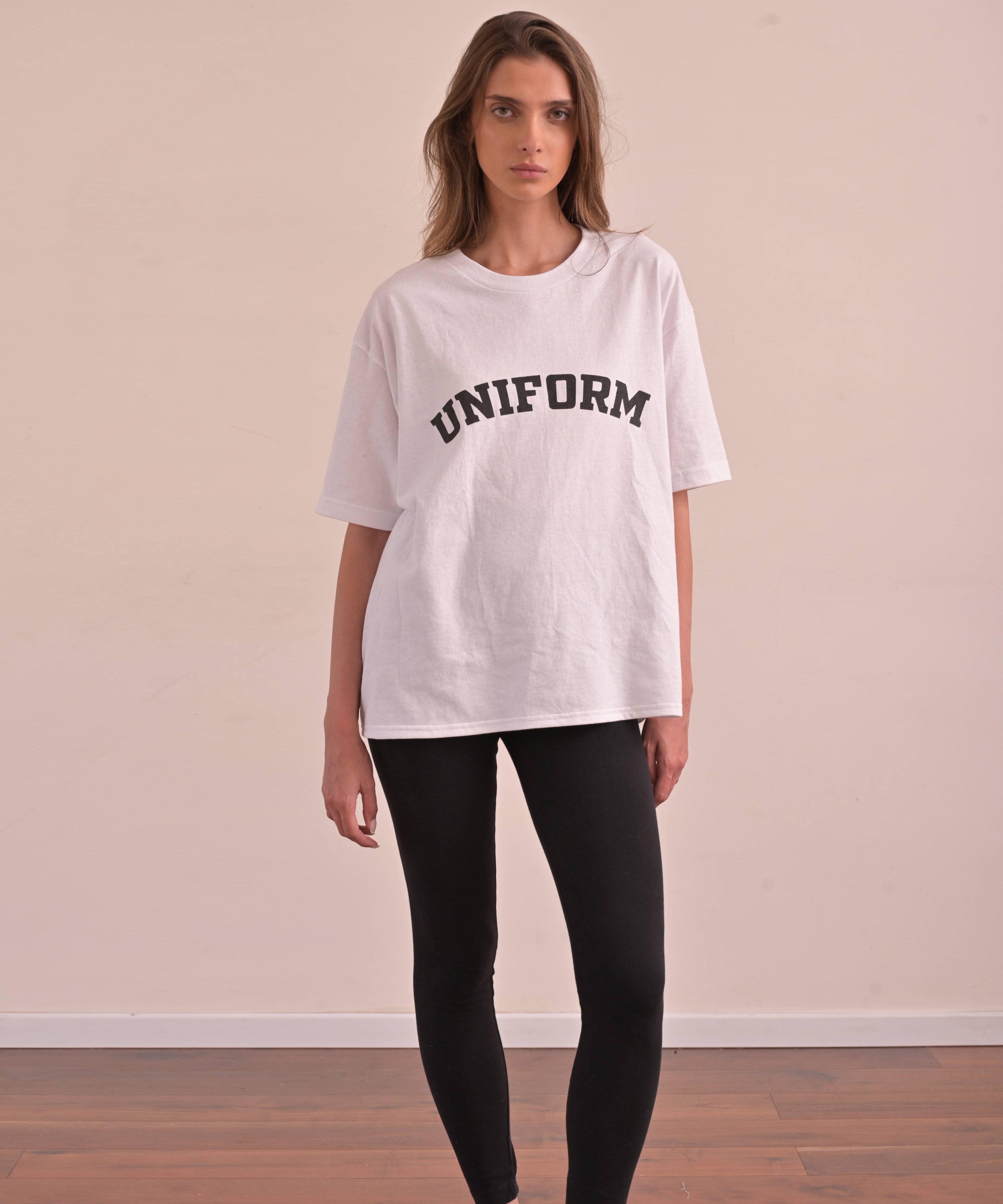 חולצה טי 100% כותנה עם לוגו